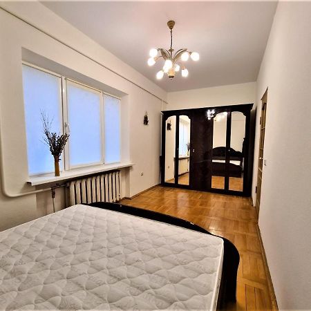82-Avenue Apartment Czernowitz Exterior foto